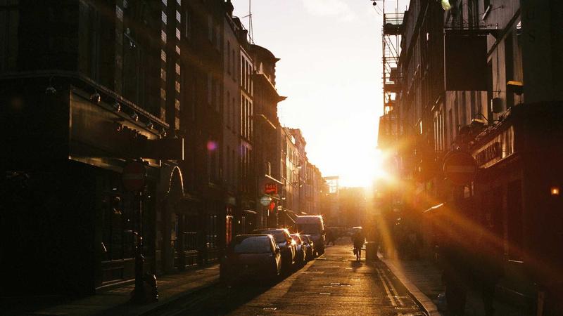 情绪急救箱：5个科学方法快速修复心理创伤