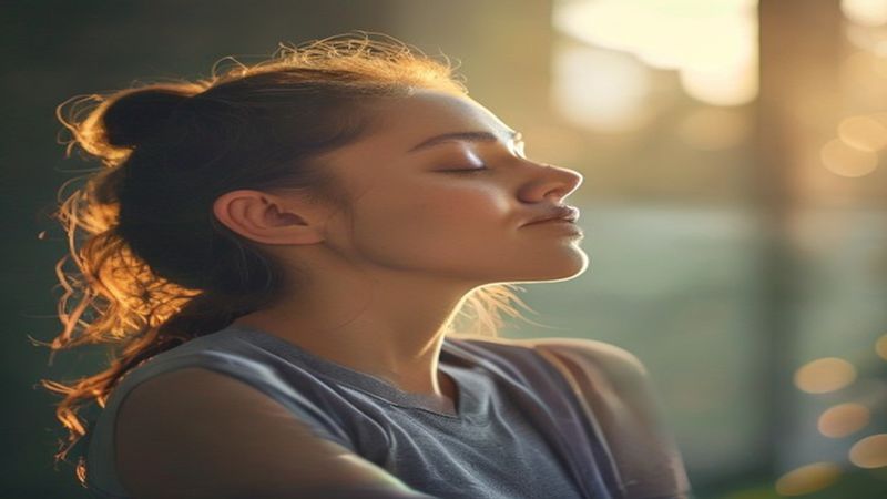 情绪管理秘籍：5个方法让心灵“减负”，拥抱阳光生活